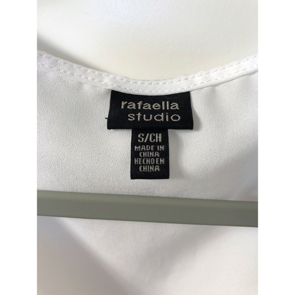 3 Color Ruffle Blouse - Picture 3 of 3